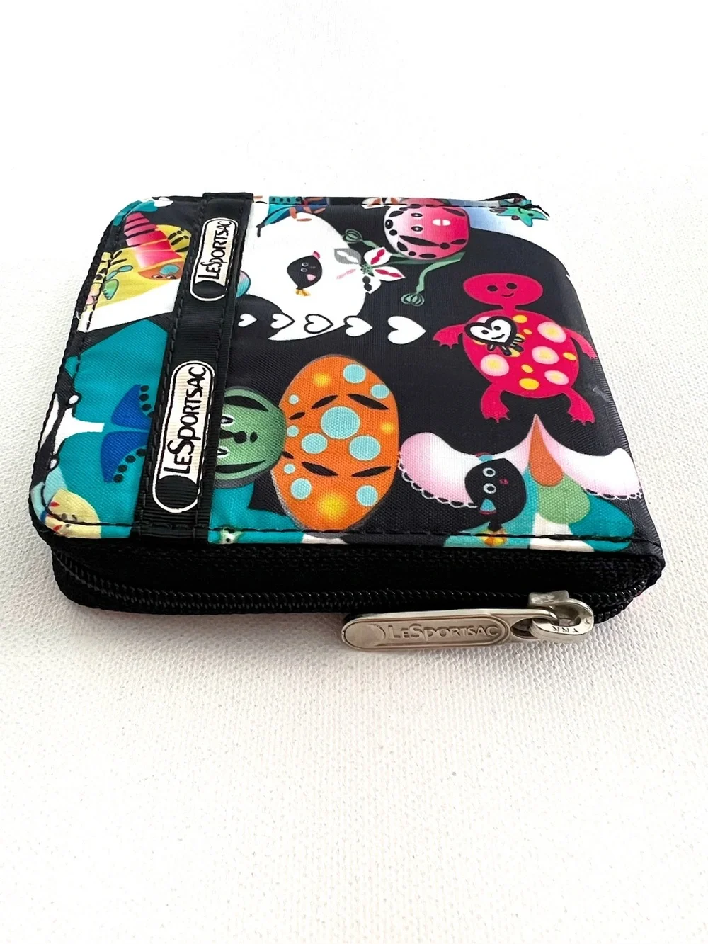 LeSportsac Full Zip Compact Wallet Colorful Jellyfish Sea Life Print EUC